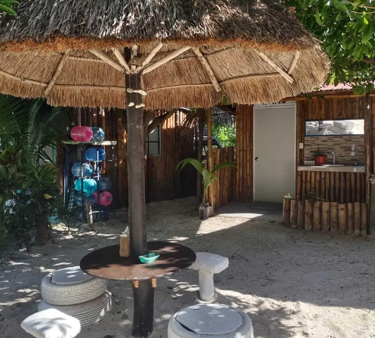 Lunazul Eco-Cabana Frente Al Mar Mahahual Alojamento de Turismo Selvagem